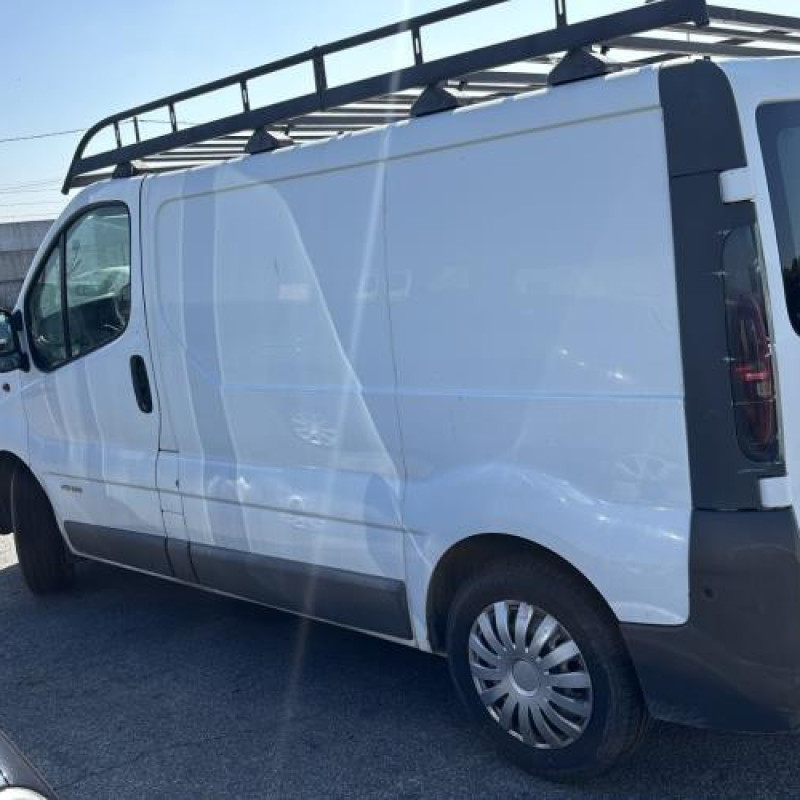 Demarreur RENAULT TRAFIC 2 Photo n°9