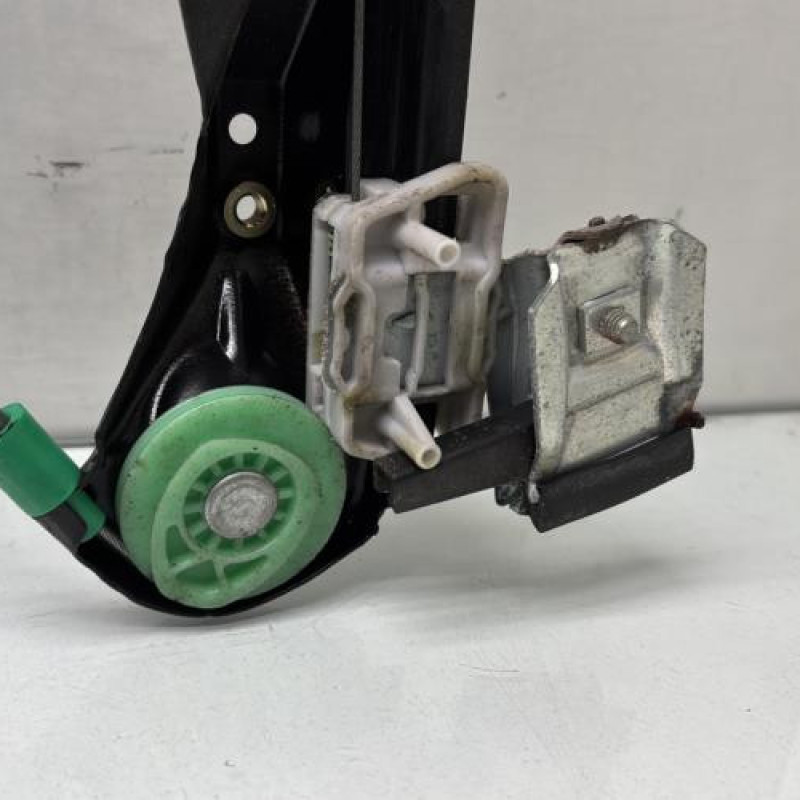 Leve vitre electrique avant gauche FORD FOCUS 1 Photo n°2