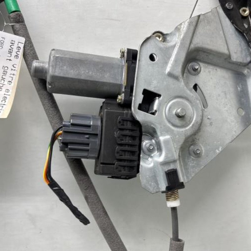 Leve vitre electrique avant gauche FORD FOCUS 1 Photo n°4