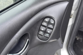 Leve vitre electrique avant gauche FORD FOCUS 1