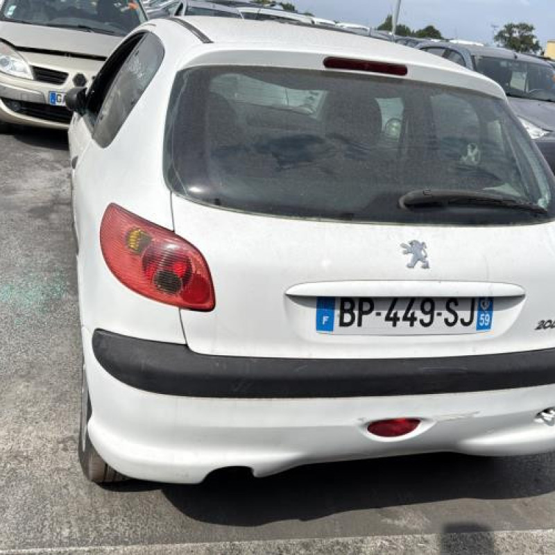 Aile avant droit PEUGEOT 206 Photo n°11