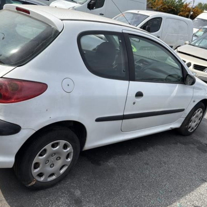 Aile avant droit PEUGEOT 206 Photo n°14