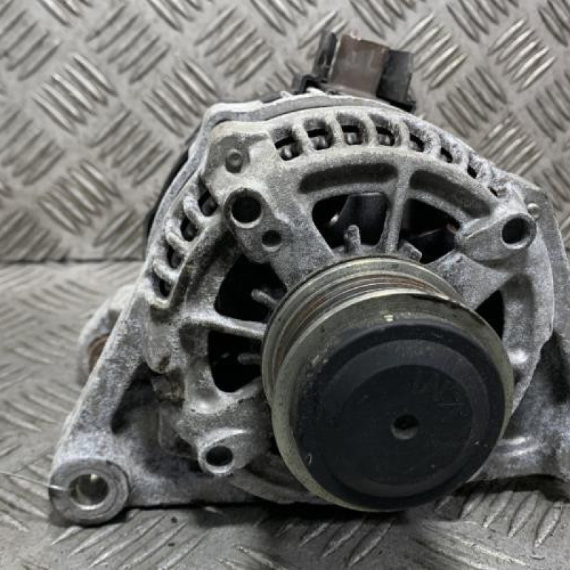 Alternateur OPEL CORSA E Photo n°1