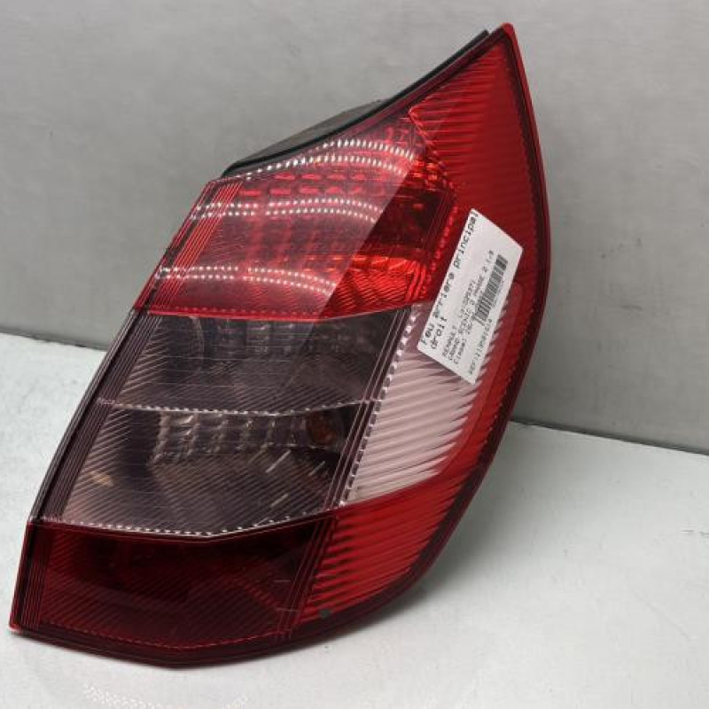 Feu arriere principal droit (feux) RENAULT GRAND SCENIC 2 Photo n°1
