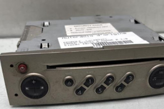 Autoradio d'origine RENAULT GRAND SCENIC 2 Photo n°1