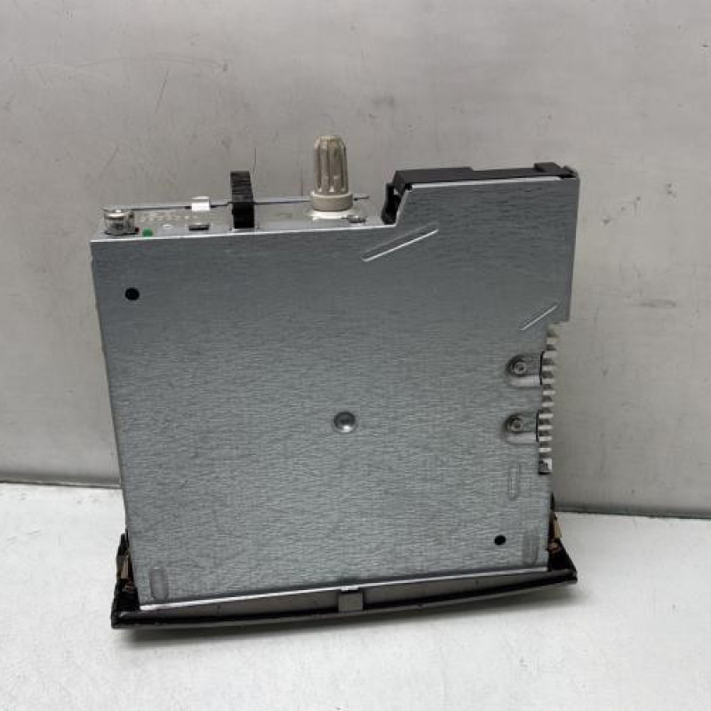 Autoradio d'origine RENAULT GRAND SCENIC 2 Photo n°4