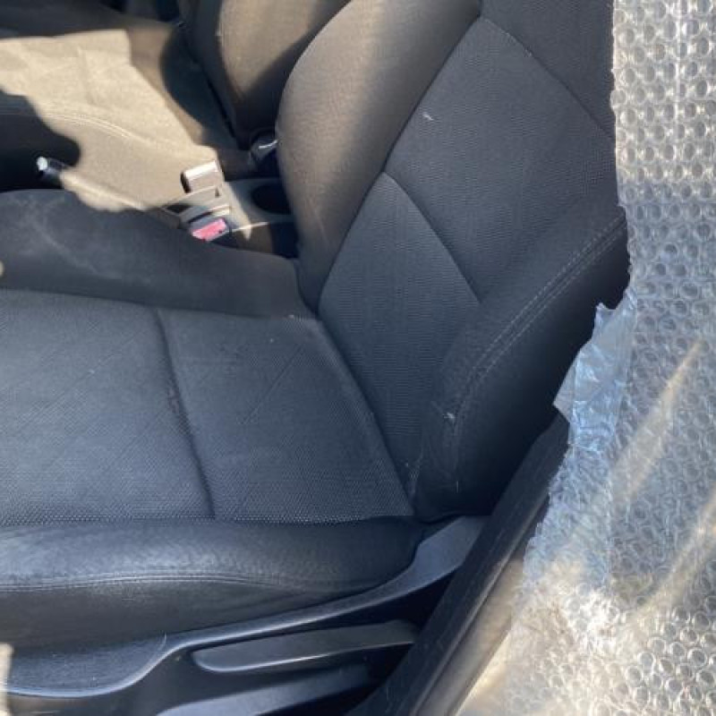 Baguette de coffre PEUGEOT 207 Photo n°17