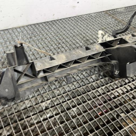 Armature avant, Masque avant PEUGEOT 3008 1