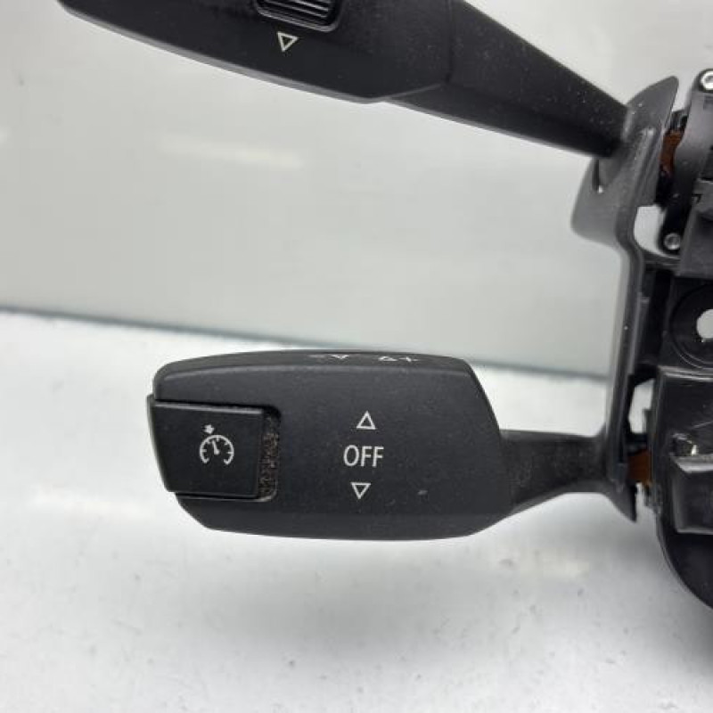 Support commodo (commutateur) BMW SERIE 1 E88 Photo n°4