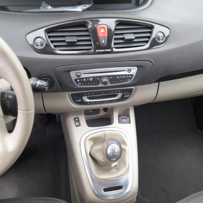 Etrier arriere droit (freinage) RENAULT GRAND SCENIC 3 Photo n°18