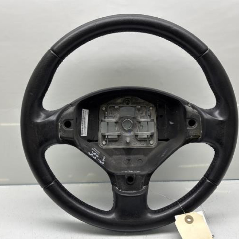 Volant PEUGEOT 308 1 Photo n°1