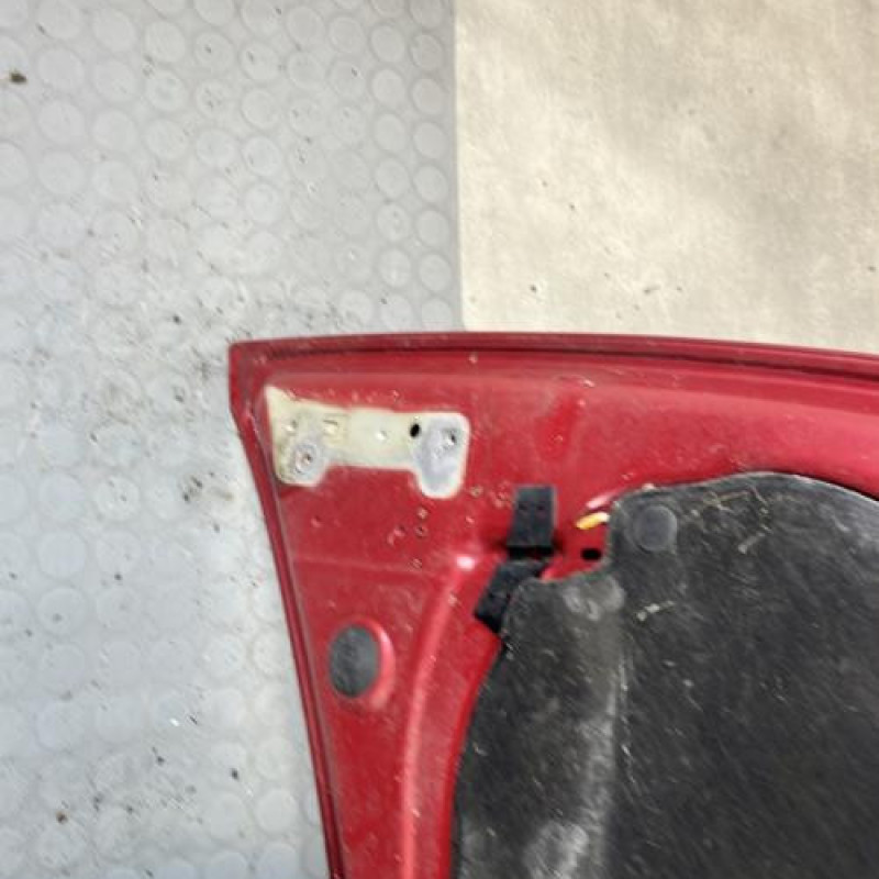 Capot RENAULT CLIO 3 Photo n°7