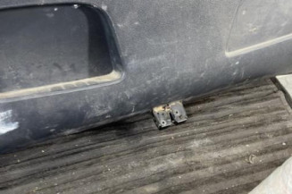 Malle/Hayon arriere RENAULT CLIO 3