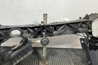 Face avant RENAULT CLIO 3 Photo n°1