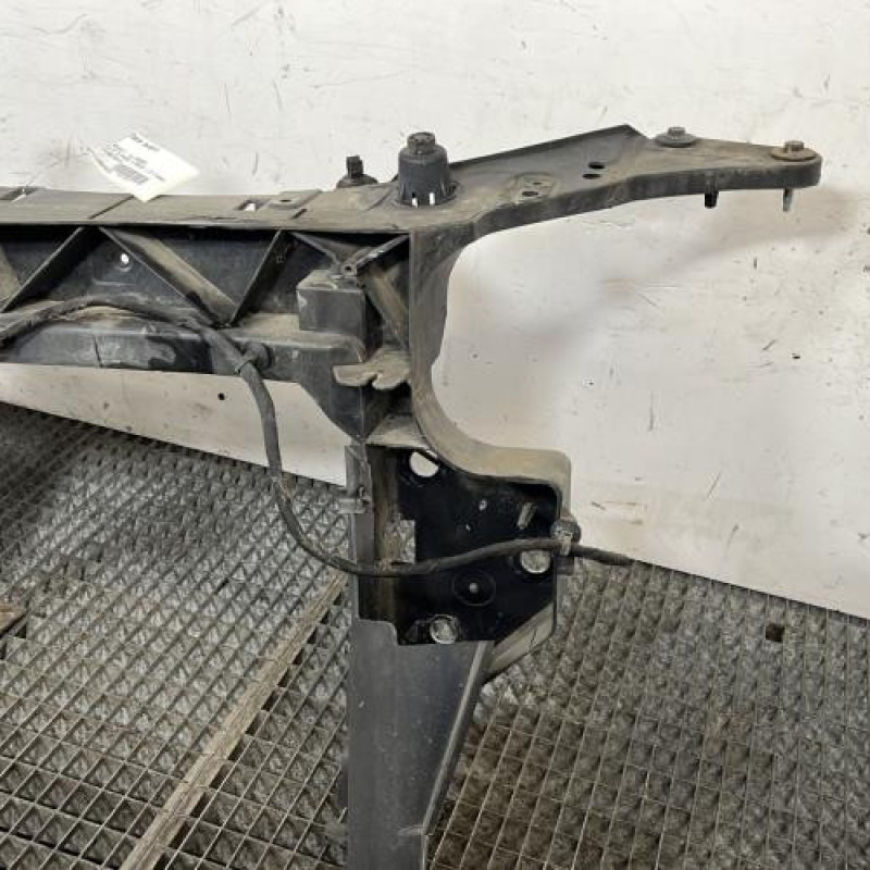 Face avant RENAULT CLIO 3 Photo n°3