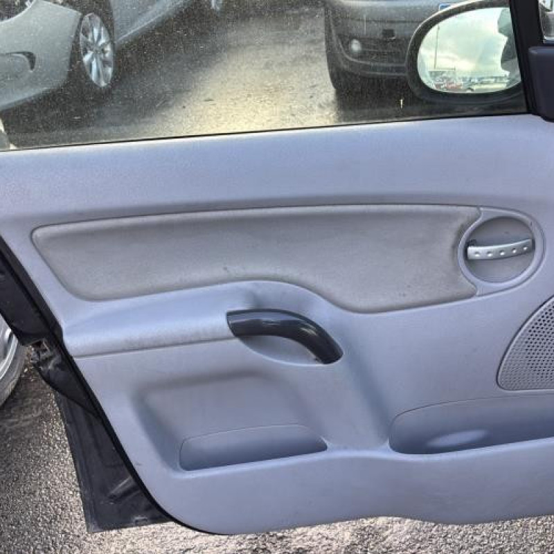 Malle/Hayon arriere CITROEN C3 1 Photo n°15