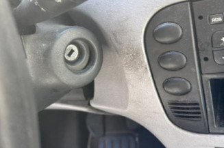 Aile avant droit CITROEN C3 1