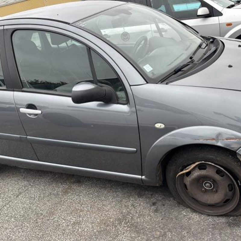 Pare choc arriere CITROEN C3 1 Photo n°18