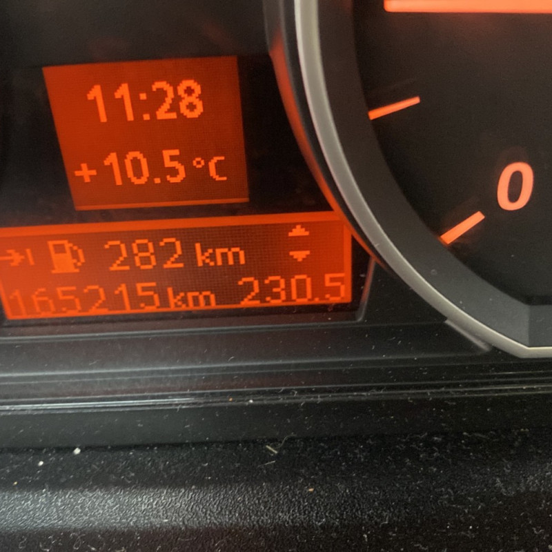 BMW SERIE 1 E87 PHASE 2 116d 2.0D - 16V TURBO Photo n°10