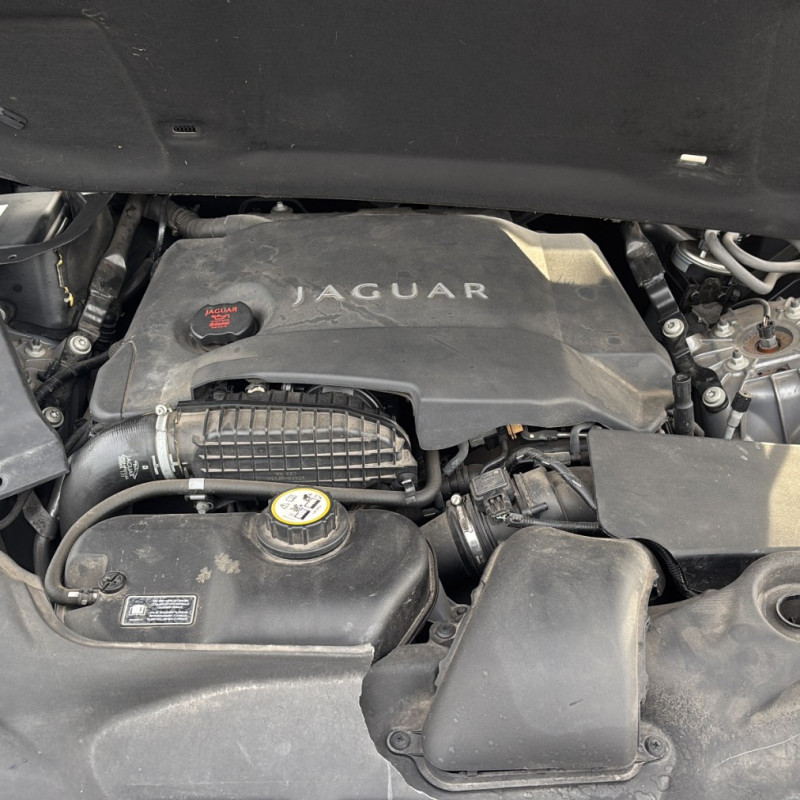 JAGUAR XJ X351 PHASE 1 3.0D - 24V V6 TURBO Photo n°26