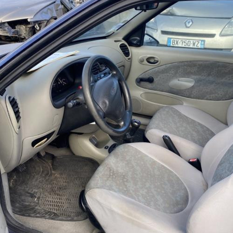 Porte avant gauche FORD FIESTA 4 Photo n°13