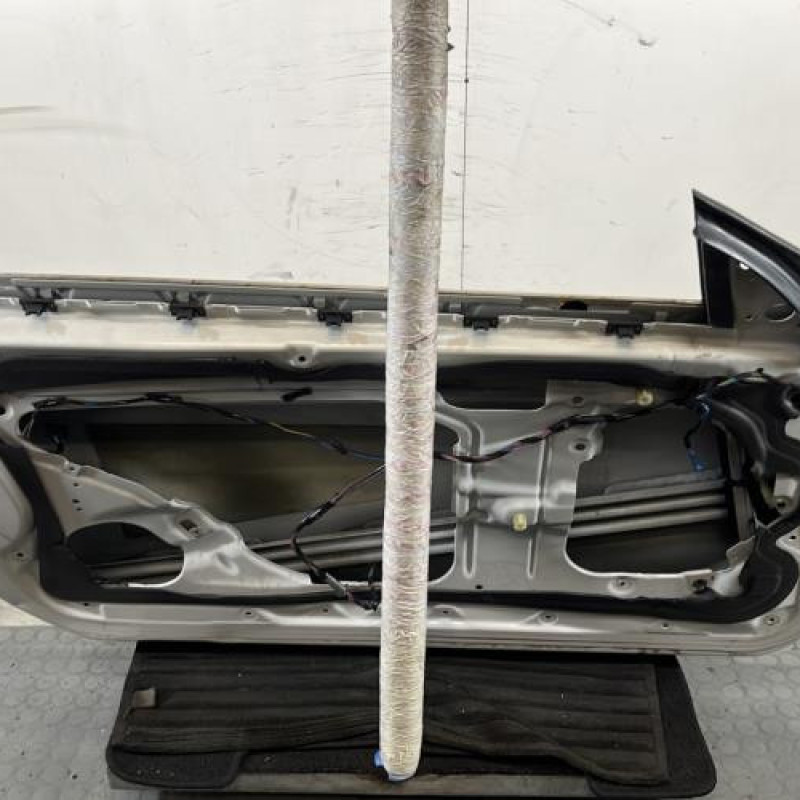 Porte avant gauche BMW SERIE 1 E81 Photo n°5