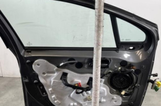 Porte avant gauche PEUGEOT 208 1