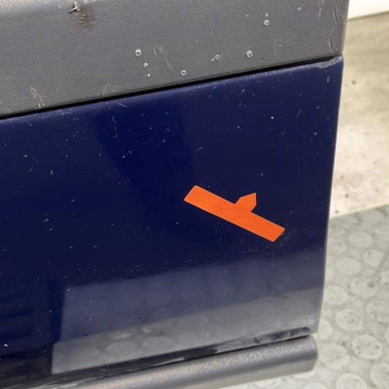 Porte avant gauche VOLVO V 70 1 Photo n°4