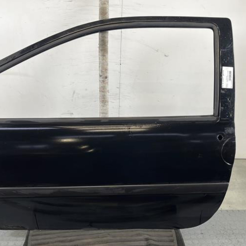 Porte avant gauche RENAULT TWINGO 1 Photo n°1