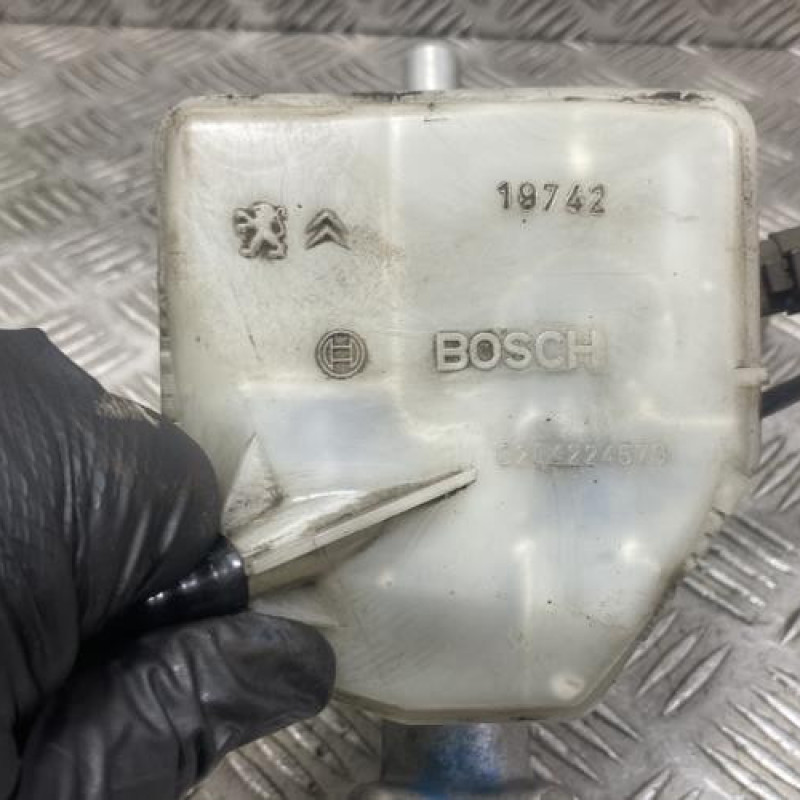 Maitre cylindre (freinage) PEUGEOT 307 Photo n°3