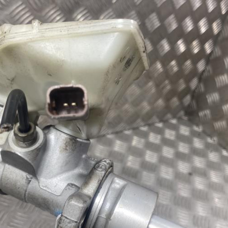 Maitre cylindre (freinage) PEUGEOT 307 Photo n°5