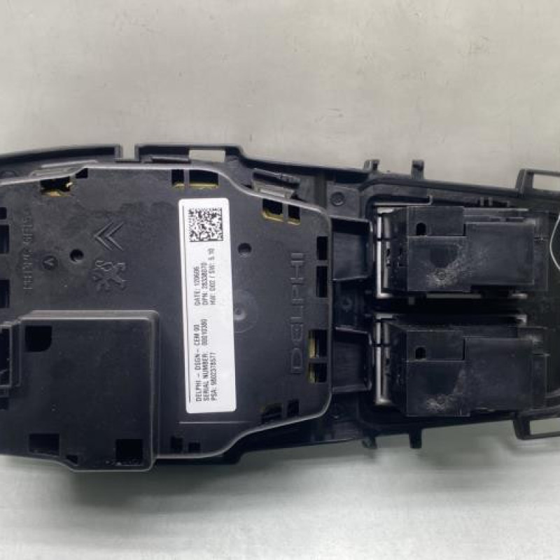 Commande GPS PEUGEOT 508 1 SW Photo n°2