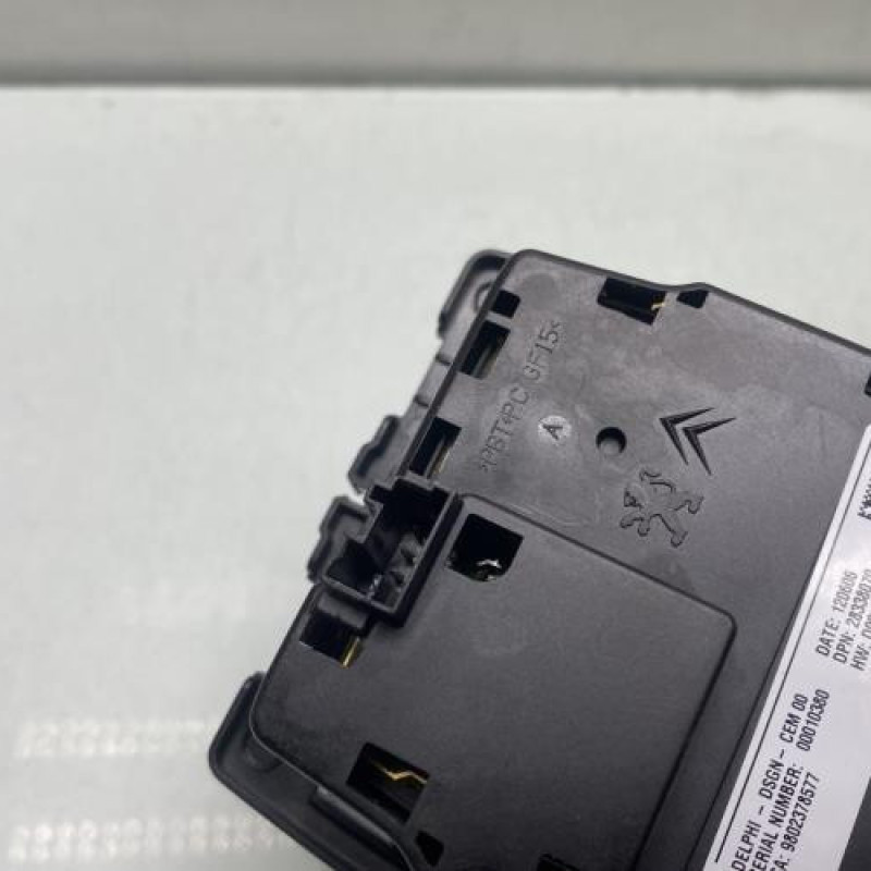 Commande GPS PEUGEOT 508 1 SW Photo n°4