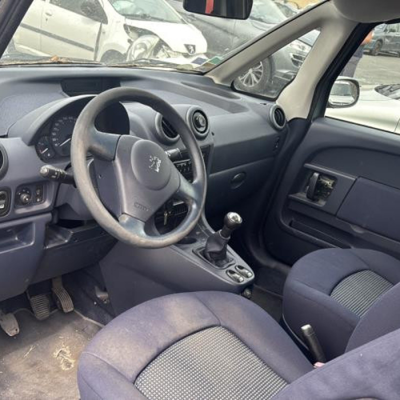 Capot PEUGEOT 1007 Photo n°9