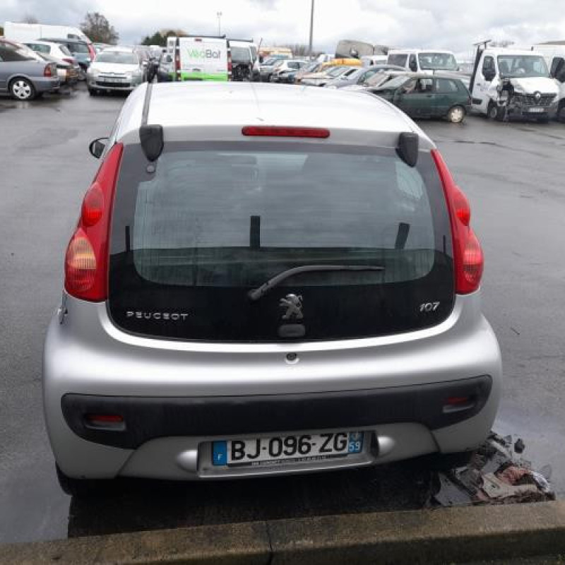 Capot PEUGEOT 107 Photo n°6