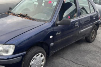 Reservoir essence PEUGEOT 106