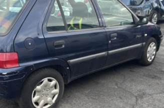 Reservoir essence PEUGEOT 106