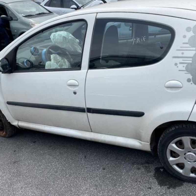 Retroviseur gauche PEUGEOT 107 Photo n°6