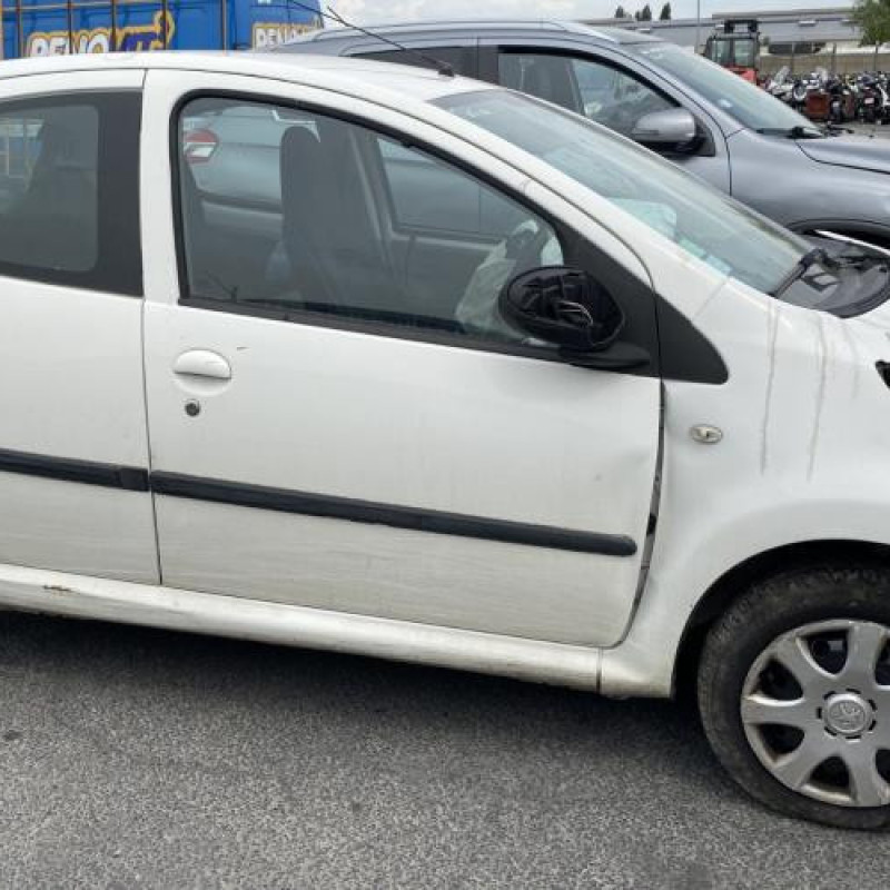 Retroviseur gauche PEUGEOT 107 Photo n°7