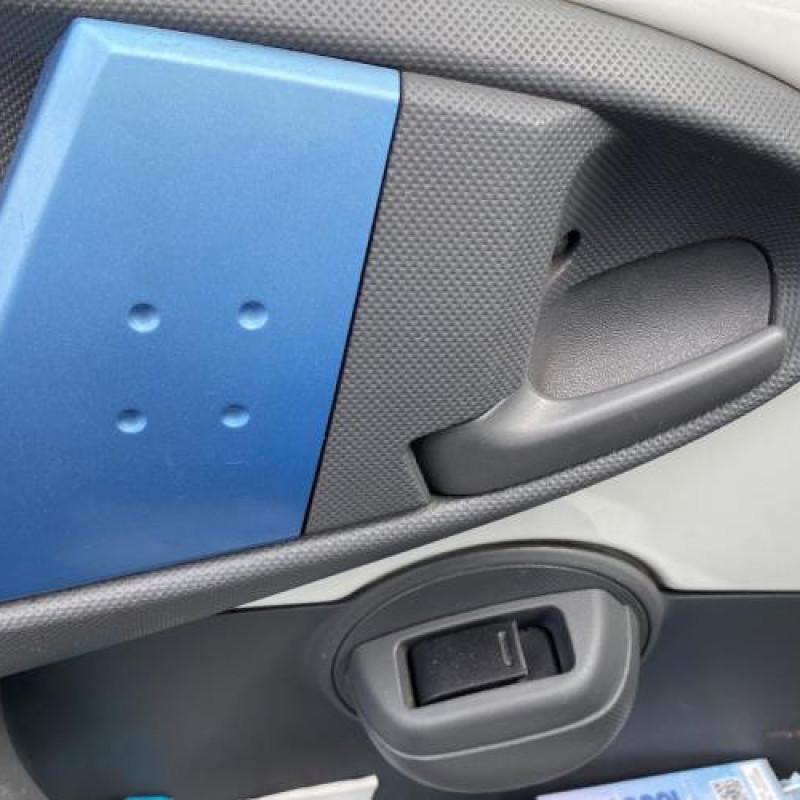 Retroviseur gauche PEUGEOT 107 Photo n°11