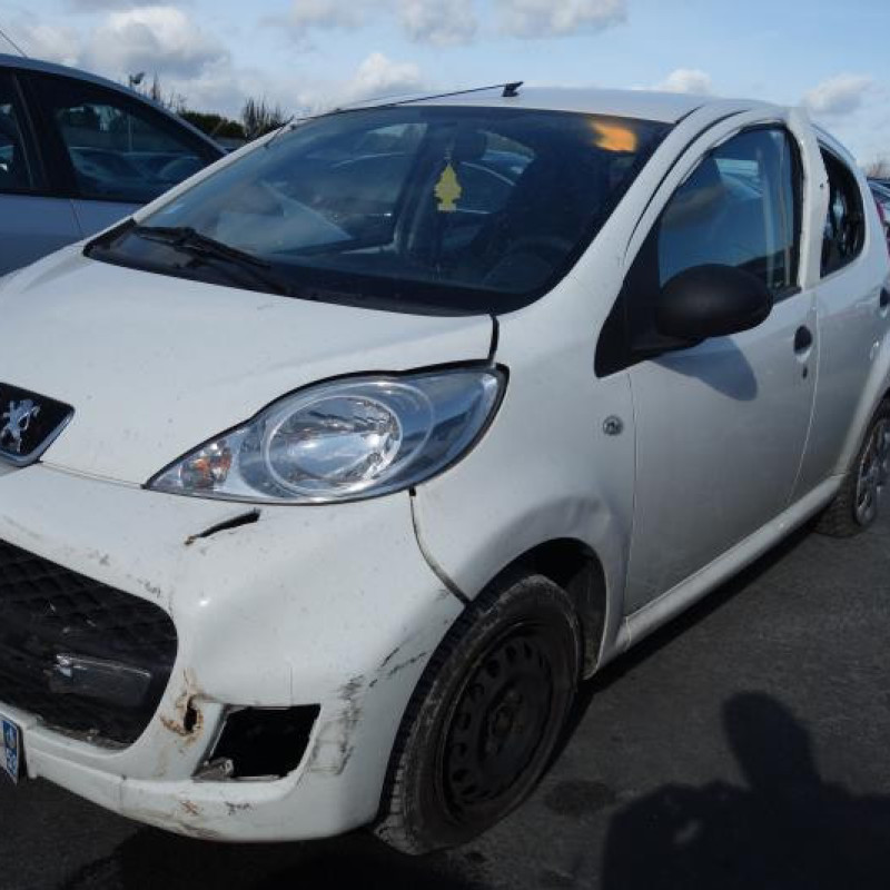 Retroviseur gauche PEUGEOT 107 Photo n°1