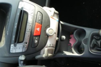 Vitre avant droit PEUGEOT 107