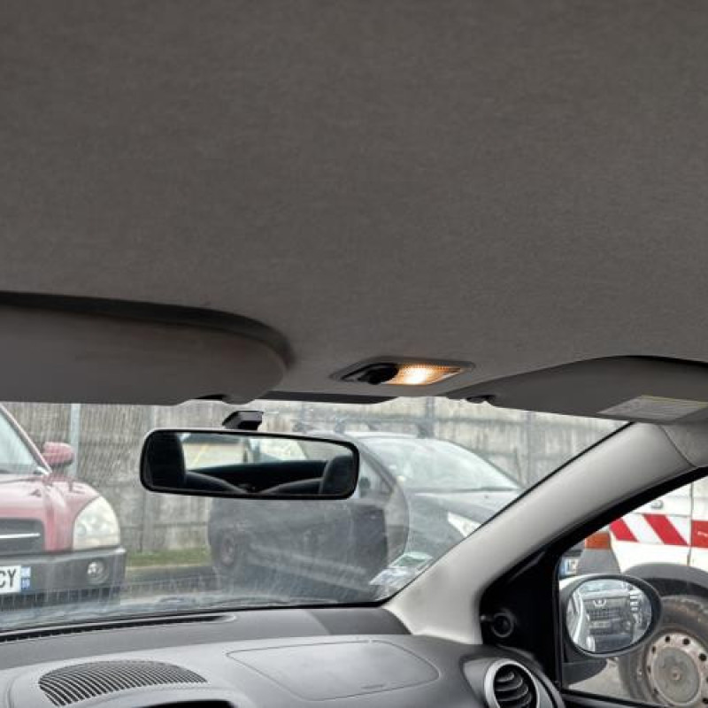 Capot PEUGEOT 107 Photo n°17