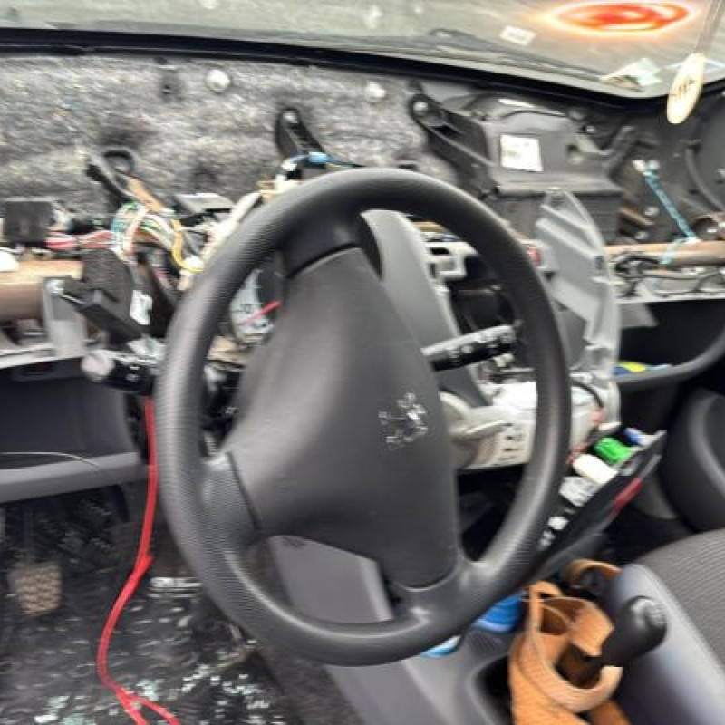 Capot PEUGEOT 107 Photo n°11