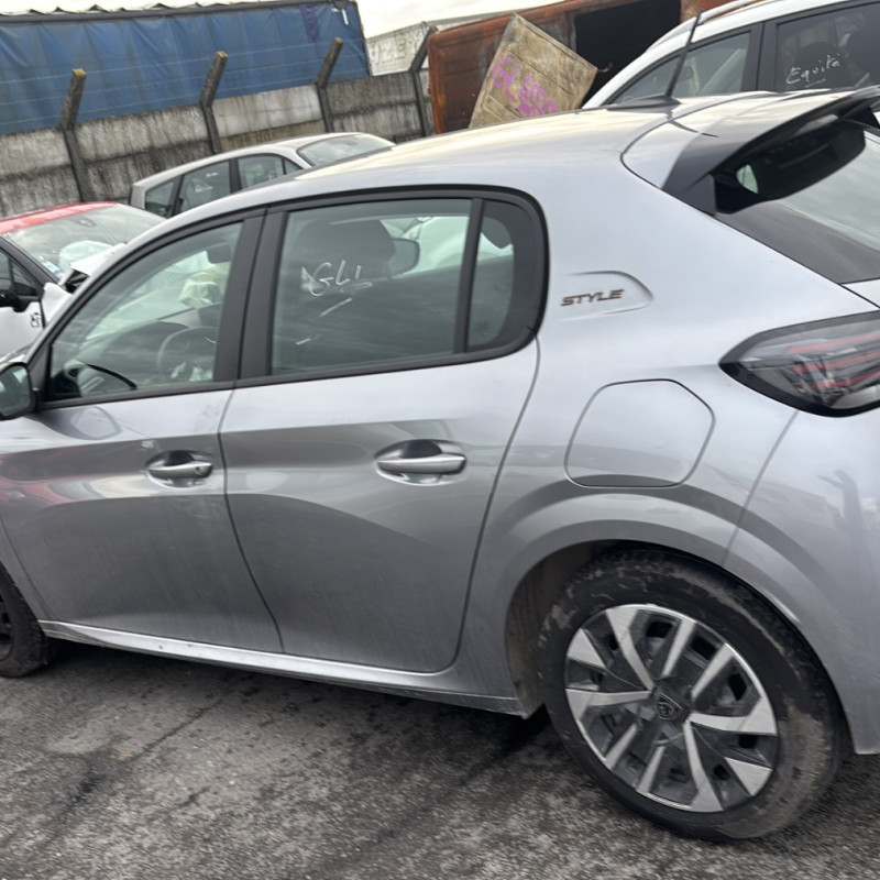 PEUGEOT 208 2 PHASE 2 1.2 PURETECH - 12V TURBO Photo n°16