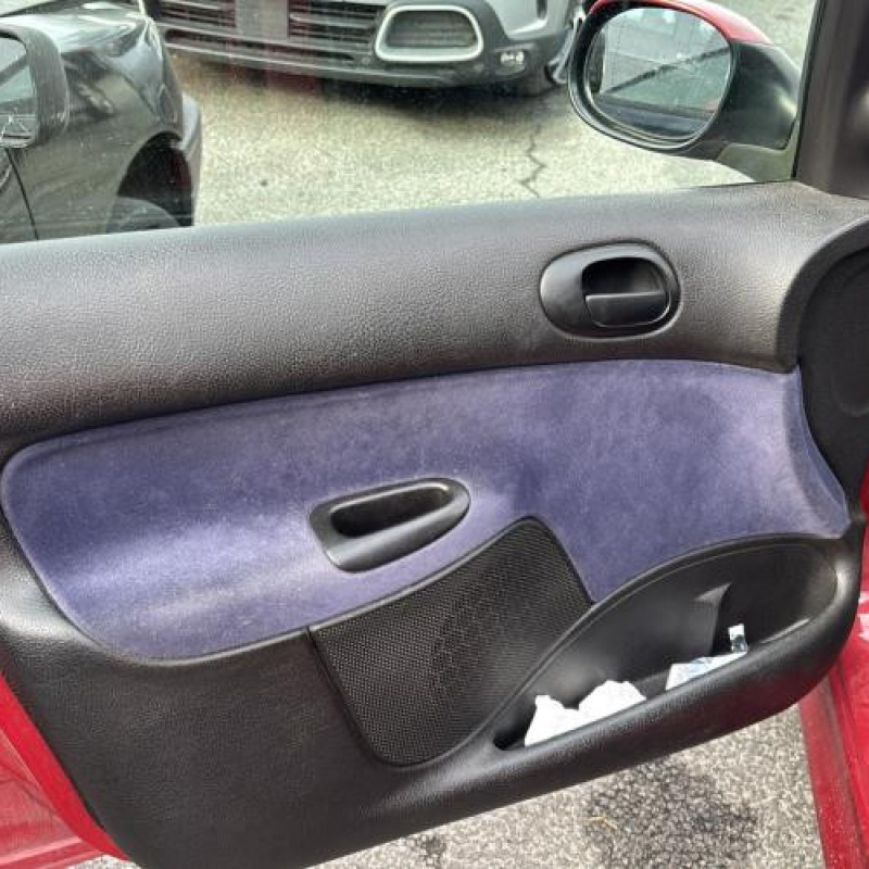 Poignee porte arriere droit PEUGEOT 206 Photo n°9