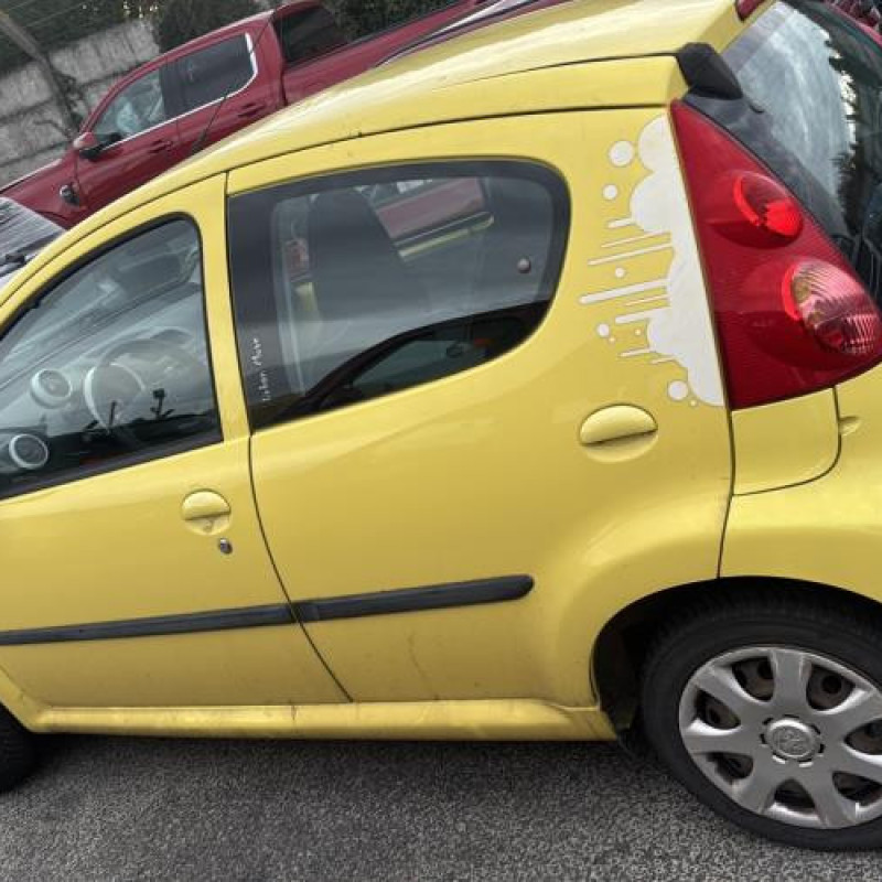 Pivot de moyeu avant gauche PEUGEOT 107 Photo n°7