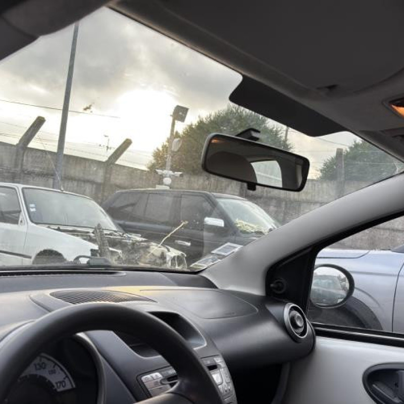 Pivot de moyeu avant droit CITROEN C1 1 Photo n°17