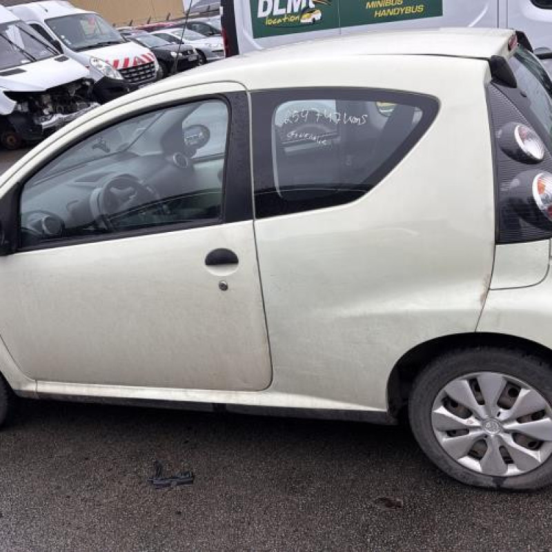 Reservoir essence CITROEN C1 1 Photo n°11