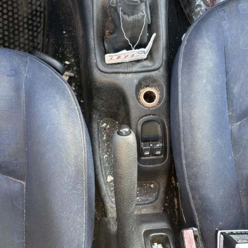 Compteur PEUGEOT 206 Photo n°16